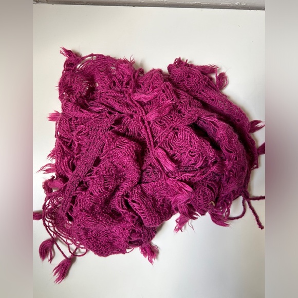 PURPLE CROCHET LACE LOOK SCARF FRINGE, SHAWL WRAP - Picture 6 of 9